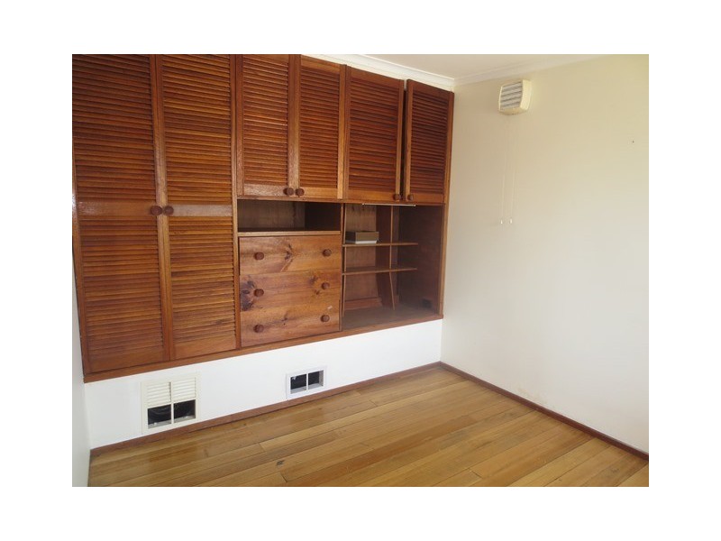 244 Queen Street, Altona VIC 3018