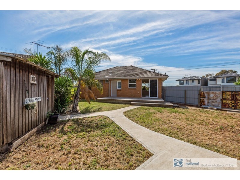 16 Whittaker Avenue, Laverton VIC 3028