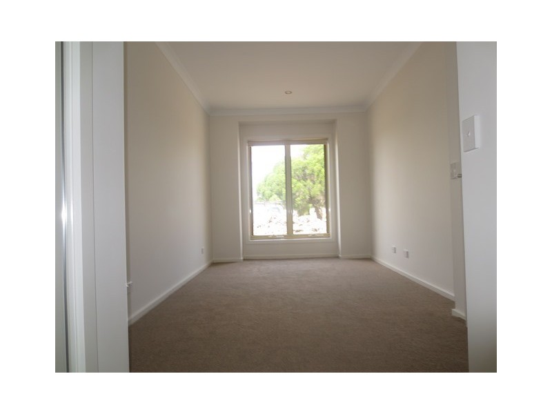 157 Grieve Parade, Altona VIC 3018