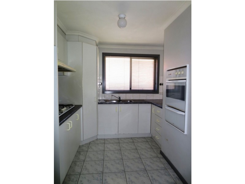 1/174 Victoria Street, Altona Meadows VIC 3028