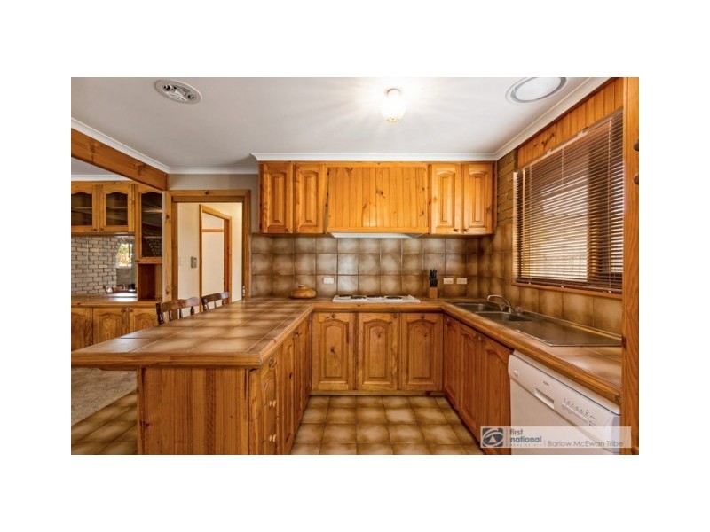 21 Scherman Drive, Altona Meadows VIC 3028