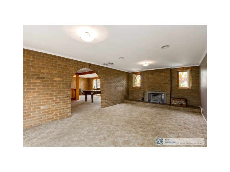 21 Scherman Drive, Altona Meadows VIC 3028