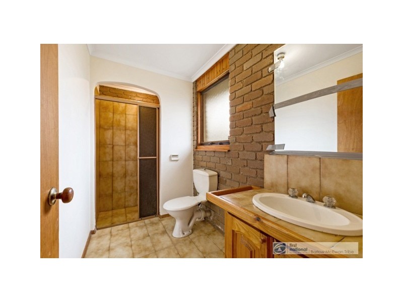 21 Scherman Drive, Altona Meadows VIC 3028