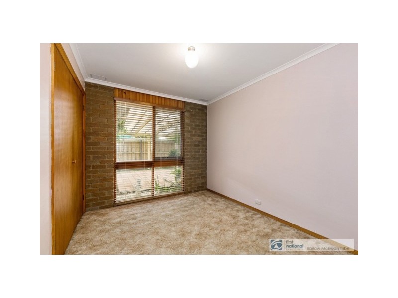 21 Scherman Drive, Altona Meadows VIC 3028