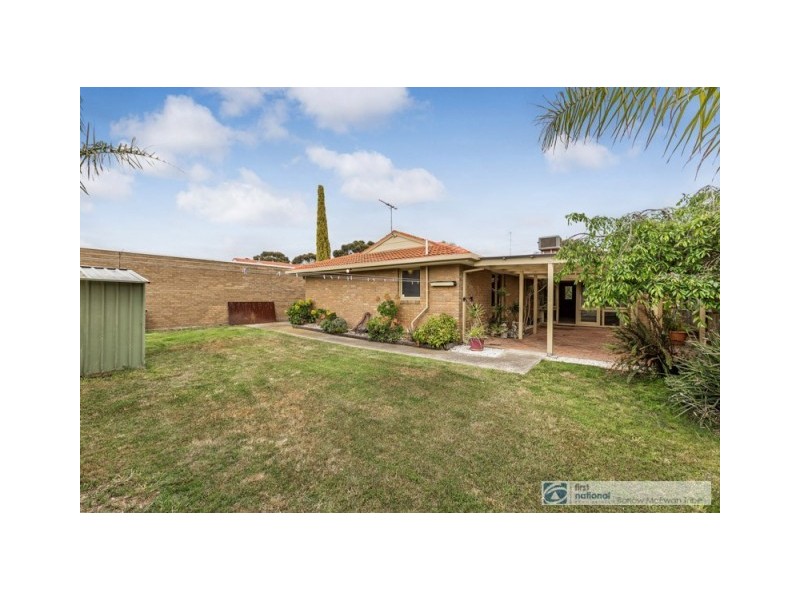 21 Scherman Drive, Altona Meadows VIC 3028