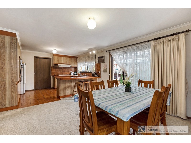 10 Norval Terrace, Altona Meadows VIC 3028