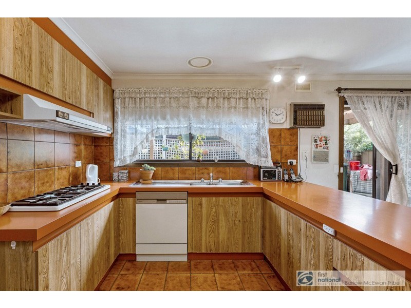 10 Norval Terrace, Altona Meadows VIC 3028