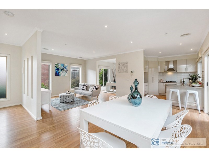 2/8 Rayner Street, Altona VIC 3018