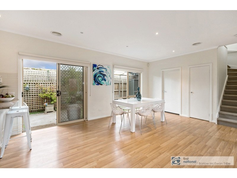 2/8 Rayner Street, Altona VIC 3018