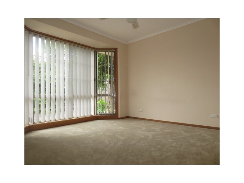 2/19 Romawi Street, Altona VIC 3018