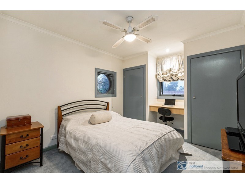 3 Seaview Crescent, Seaholme VIC 3018