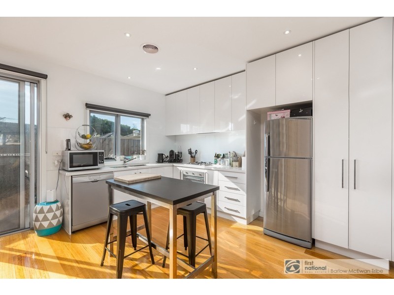 3/222 Civic Parade, Altona VIC 3018