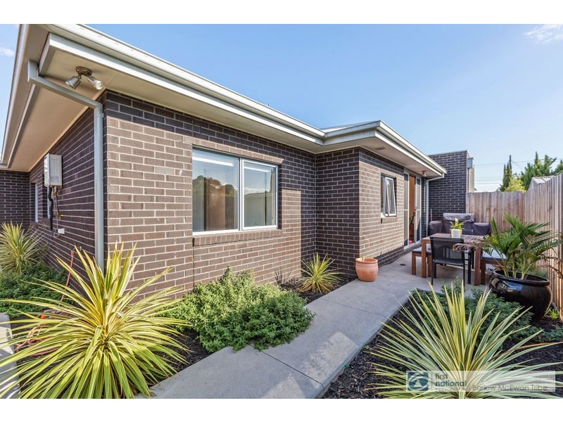 3/222 Civic Parade, Altona VIC 3018
