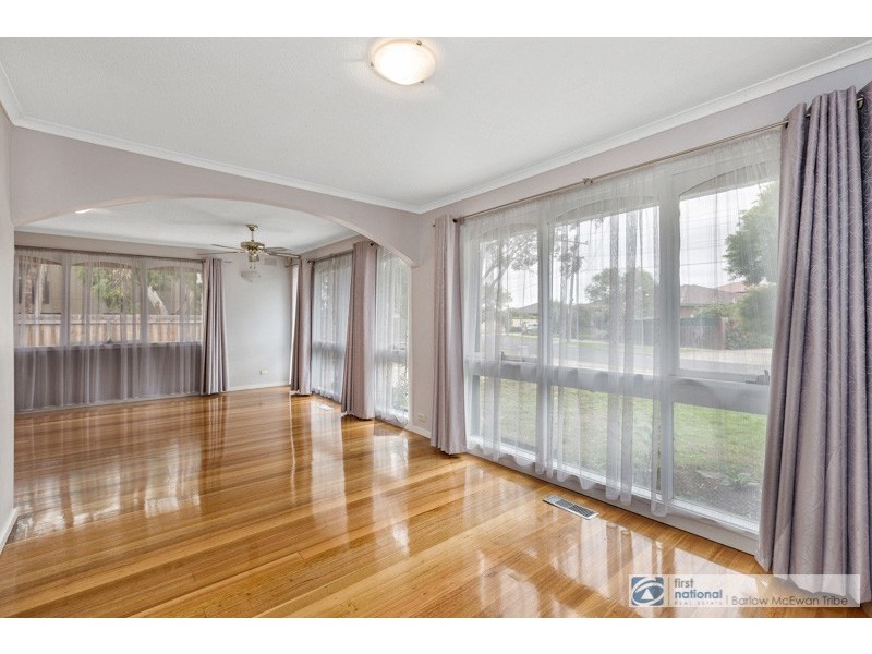 6 McIntyre Drive, Altona VIC 3018