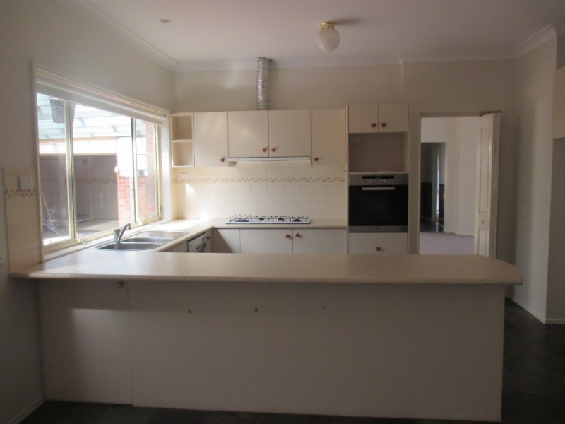 38 William McPherson Crescent, Seabrook VIC 3028