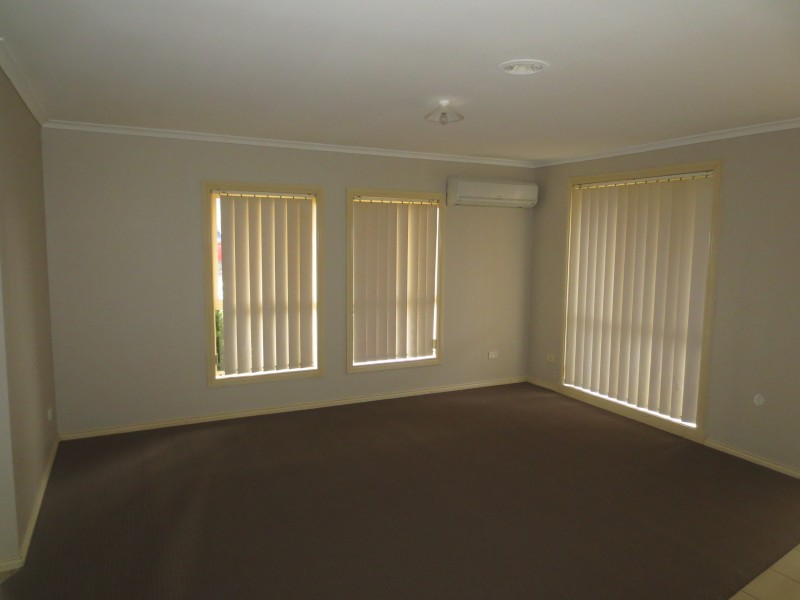 1/95 Balaclava Avenue, Altona Meadows VIC 3028