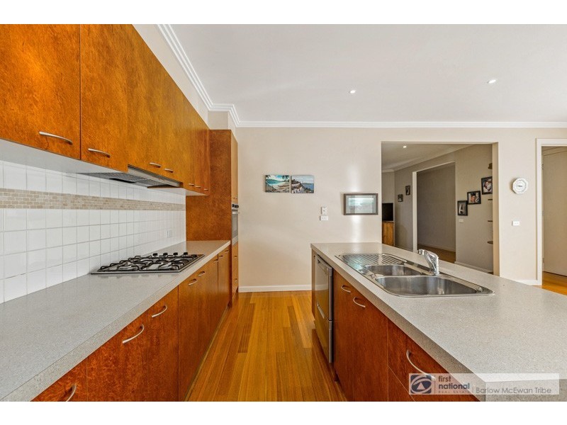 2/201 Queen Street, Altona VIC 3018