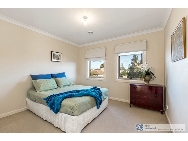 2/201 Queen Street, Altona VIC 3018