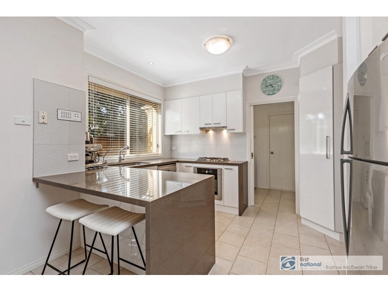 2/6 Romawi Street, Altona VIC 3018