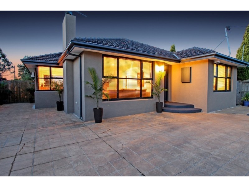 35 Waters Drive, Seaholme VIC 3018