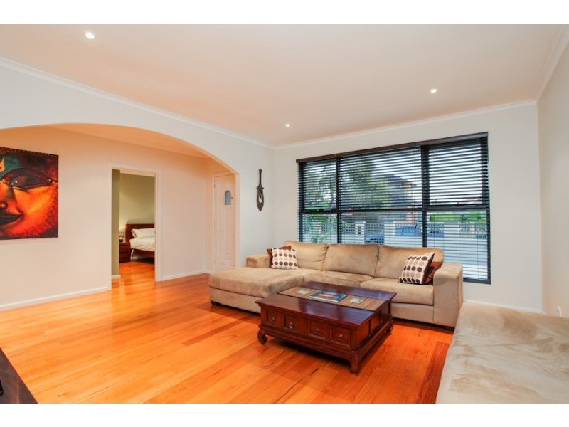 35 Waters Drive, Seaholme VIC 3018