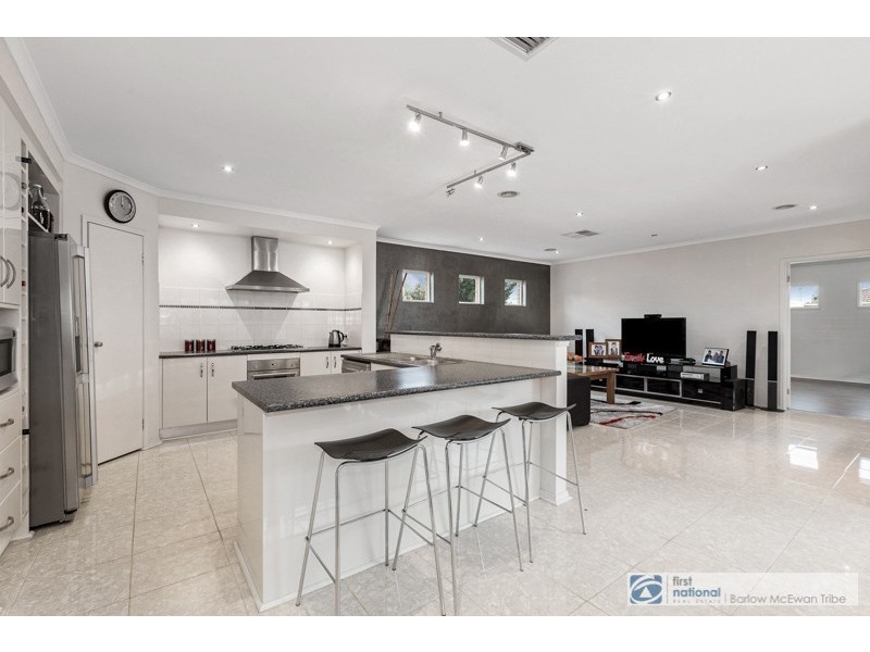 16 Walshe Court, Altona Meadows VIC 3028