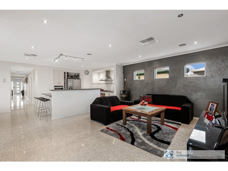 16 Walshe Court, Altona Meadows VIC 3028