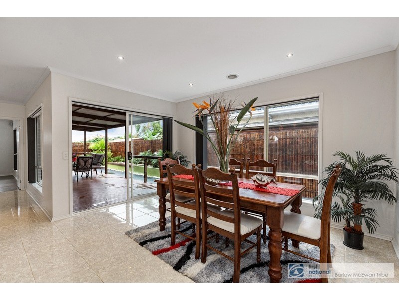 16 Walshe Court, Altona Meadows VIC 3028