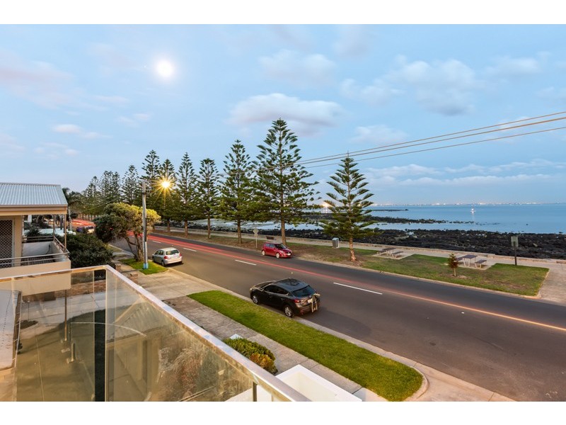 41 Esplanade, Seaholme VIC 3018