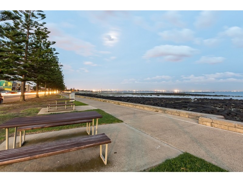 41 Esplanade, Seaholme VIC 3018