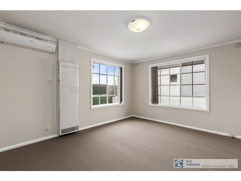 4/9 Romawi Street, Altona VIC 3018