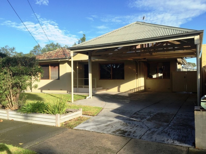 1 Cowra Street, Altona VIC 3018
