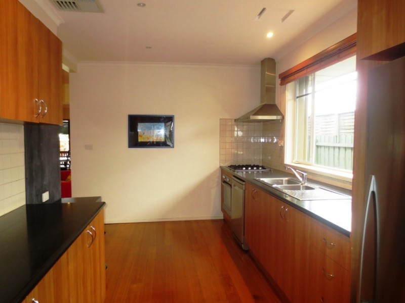 1 Cowra Street, Altona VIC 3018