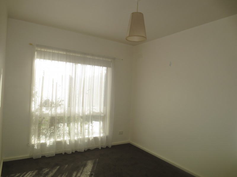 2/194 Queen Street, Altona VIC 3018