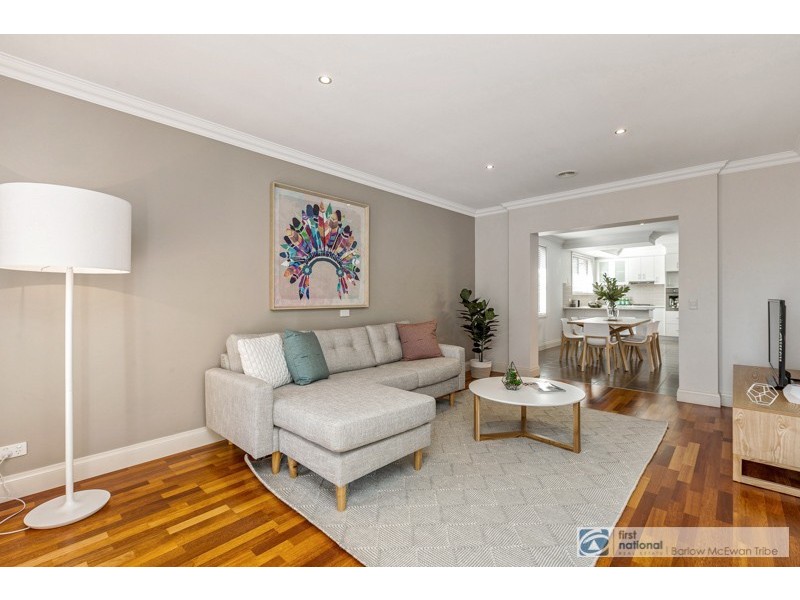 1/28 Bracken Grove, Altona VIC 3018