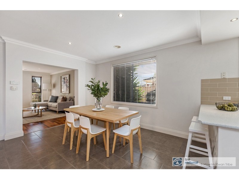 1/28 Bracken Grove, Altona VIC 3018