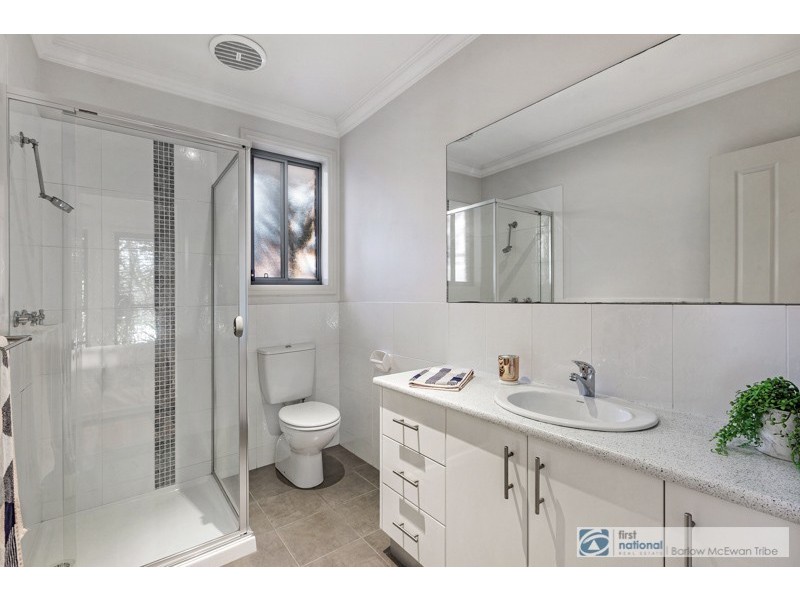 1/28 Bracken Grove, Altona VIC 3018