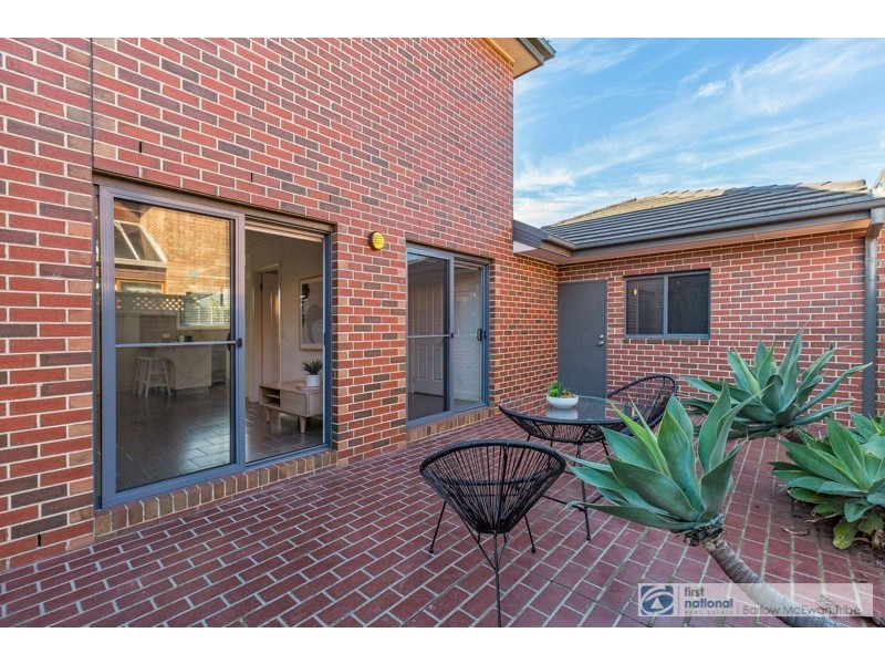 1/28 Bracken Grove, Altona VIC 3018