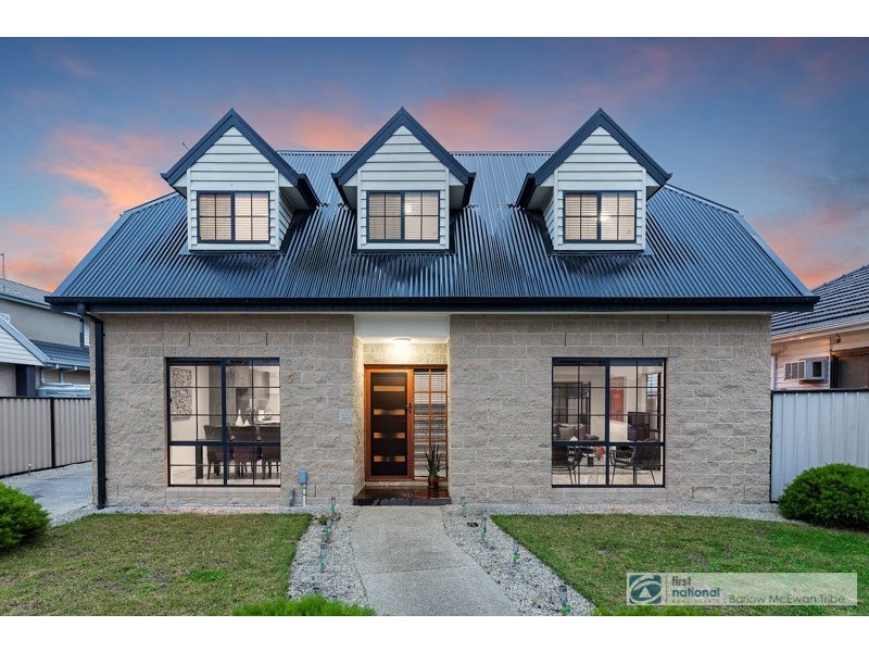 1/43 Grieve Parade, Altona VIC 3018