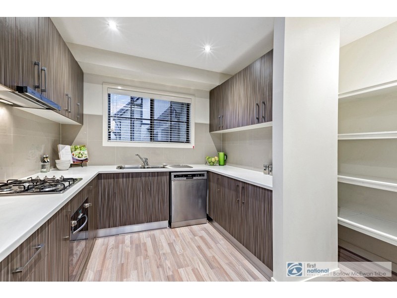 1/43 Grieve Parade, Altona VIC 3018