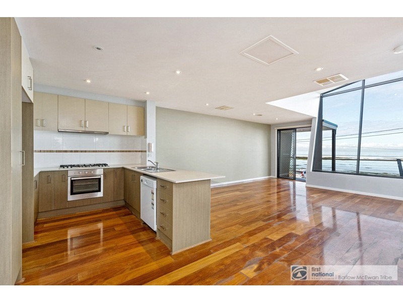 3/369 Esplanade, Altona VIC 3018