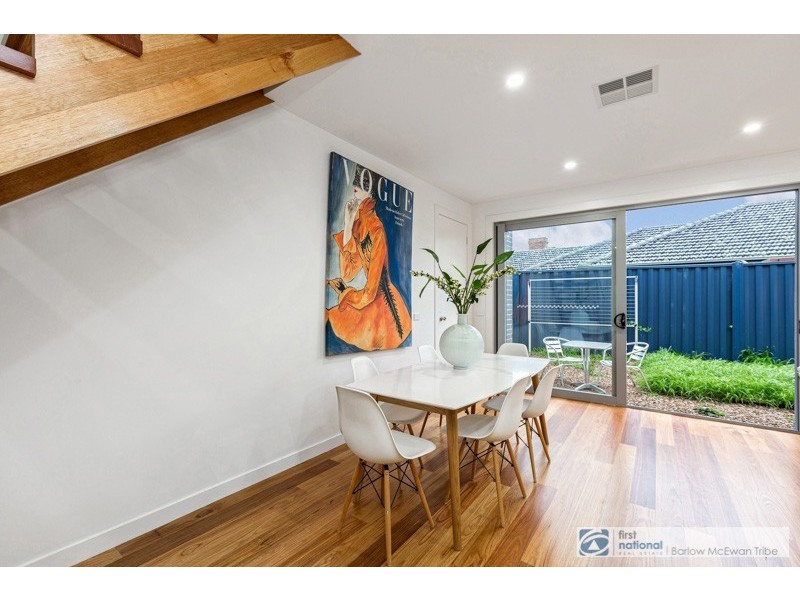 2/37 Upton Street, Altona VIC 3018