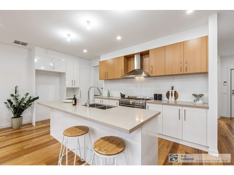 2/37 Upton Street, Altona VIC 3018