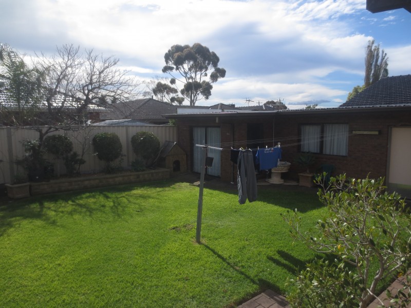 3 Emery Court, Altona VIC 3018