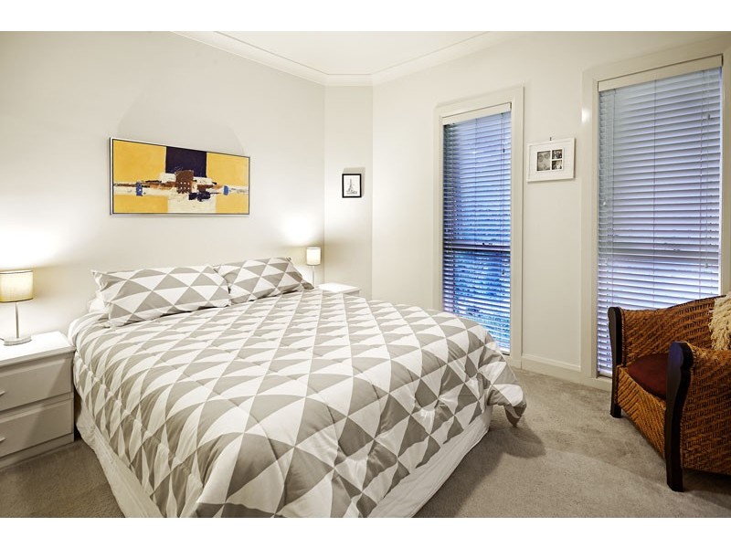 2/131 Blyth Street, Altona VIC 3018