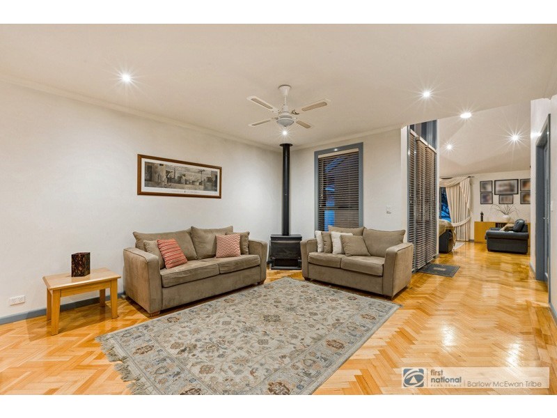 3 Seaview Crescent, Seaholme VIC 3018