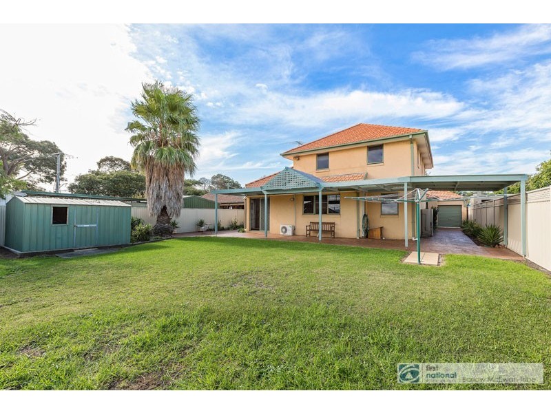 3 Seaview Crescent, Seaholme VIC 3018