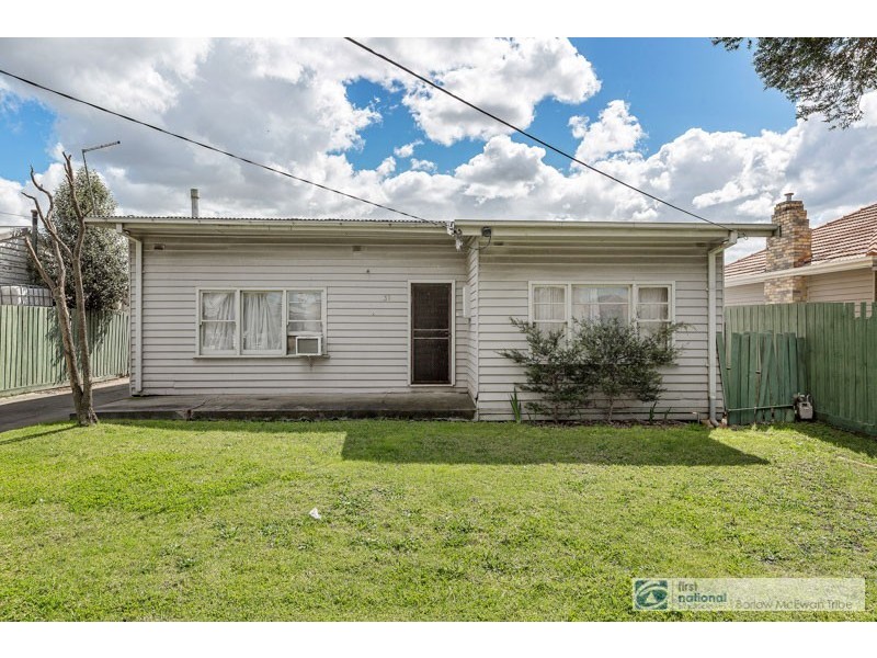 31 Hatherley Grove, Altona North VIC 3025
