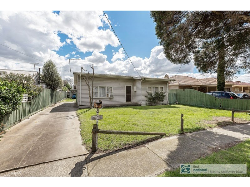 31 Hatherley Grove, Altona North VIC 3025