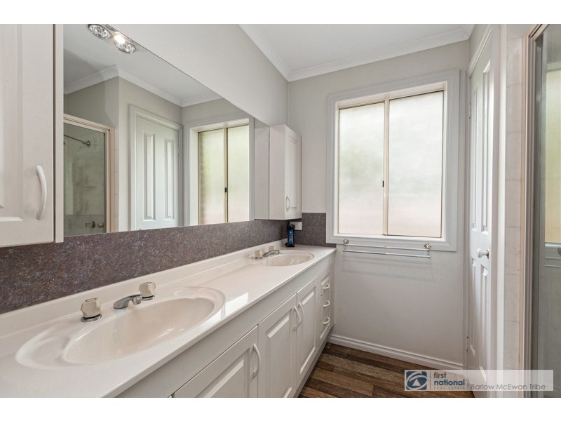 2/170 Blyth Street, Altona VIC 3018